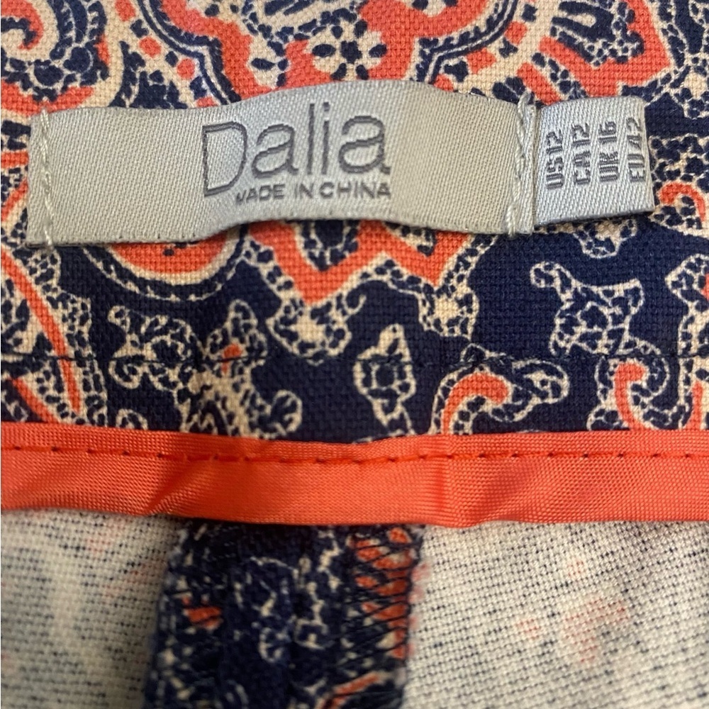 NWT Paisley Print Relaxed Fit Capris - Picture 6 of 11